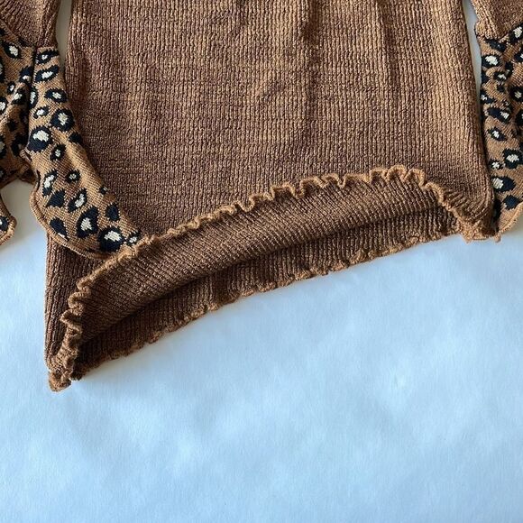 French Asymmetrical Sweater with Bell Sleeves, Wide Collar, Animal Print - Picture 5 of 6